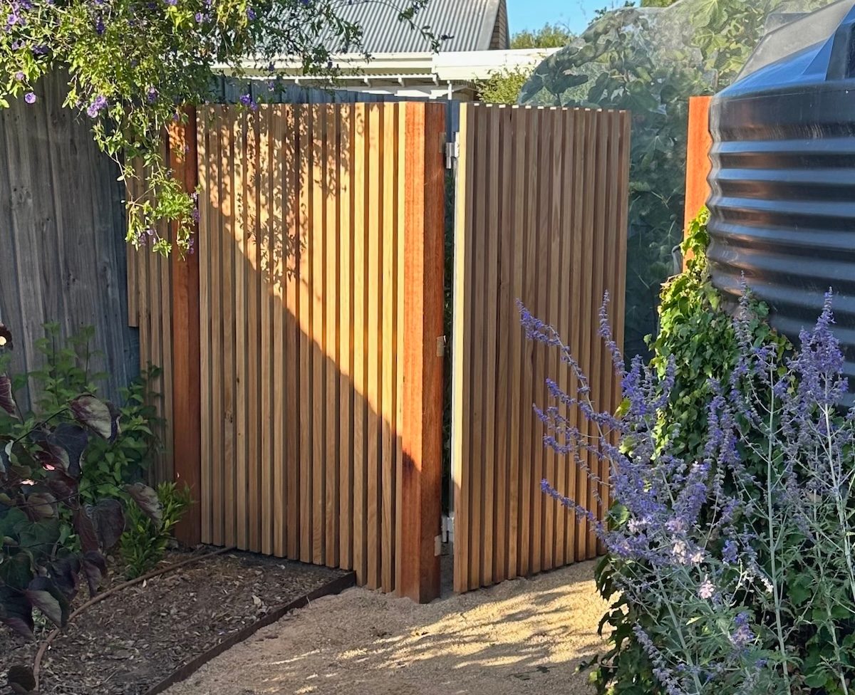 A stylish timber batten feature fence.
